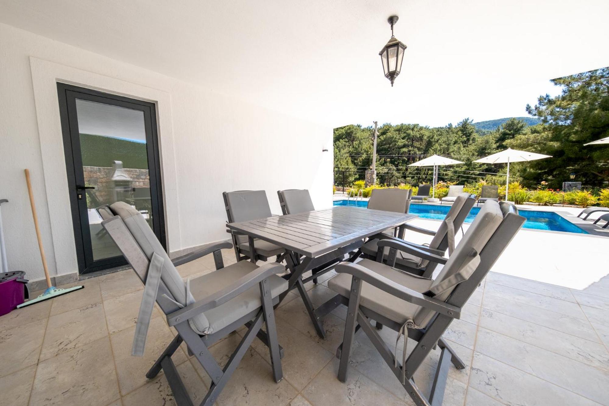 Olive Hills Villa - Family-Friendly Luxury Villa Fethiye Esterno foto