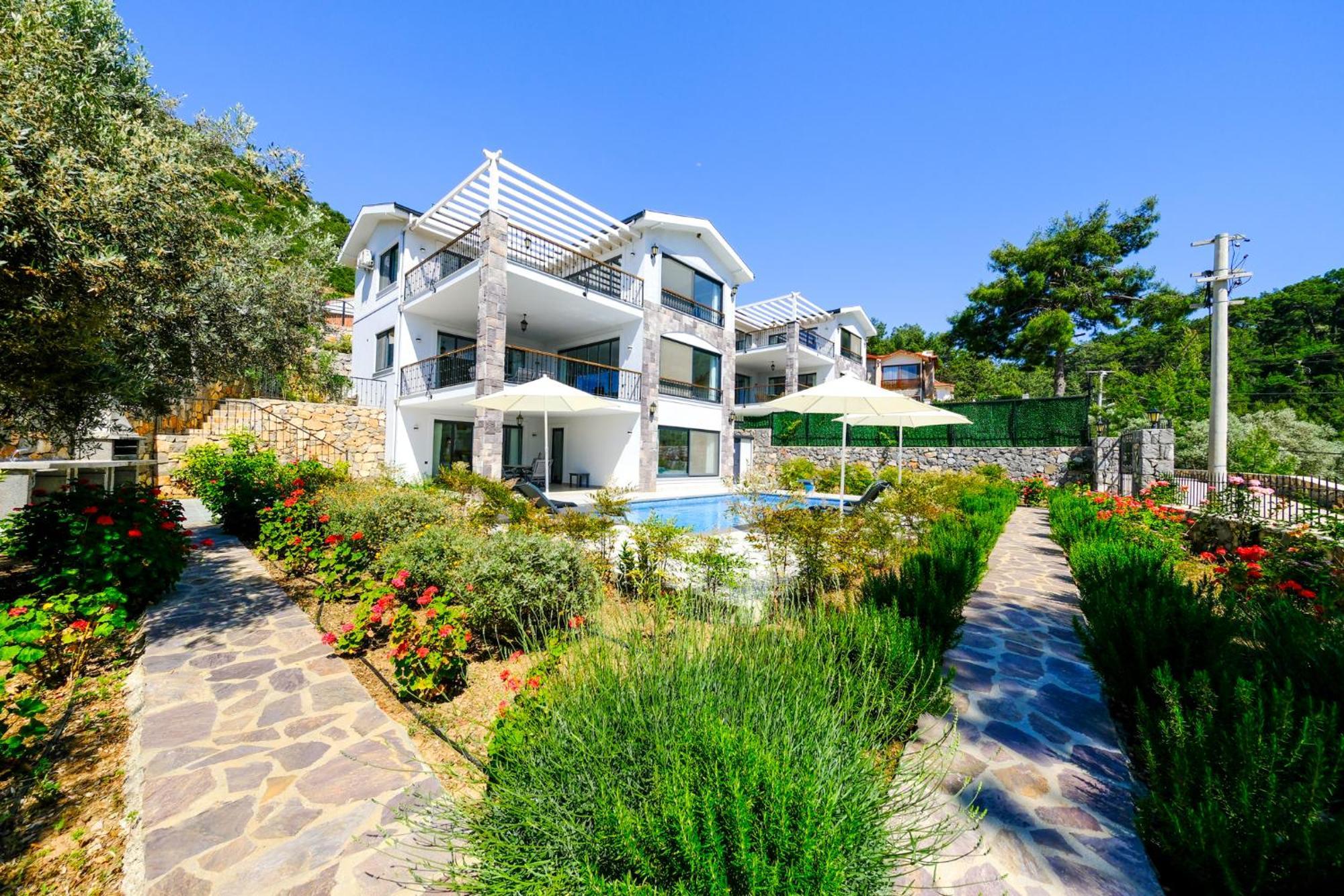 Olive Hills Villa - Family-Friendly Luxury Villa Fethiye Esterno foto